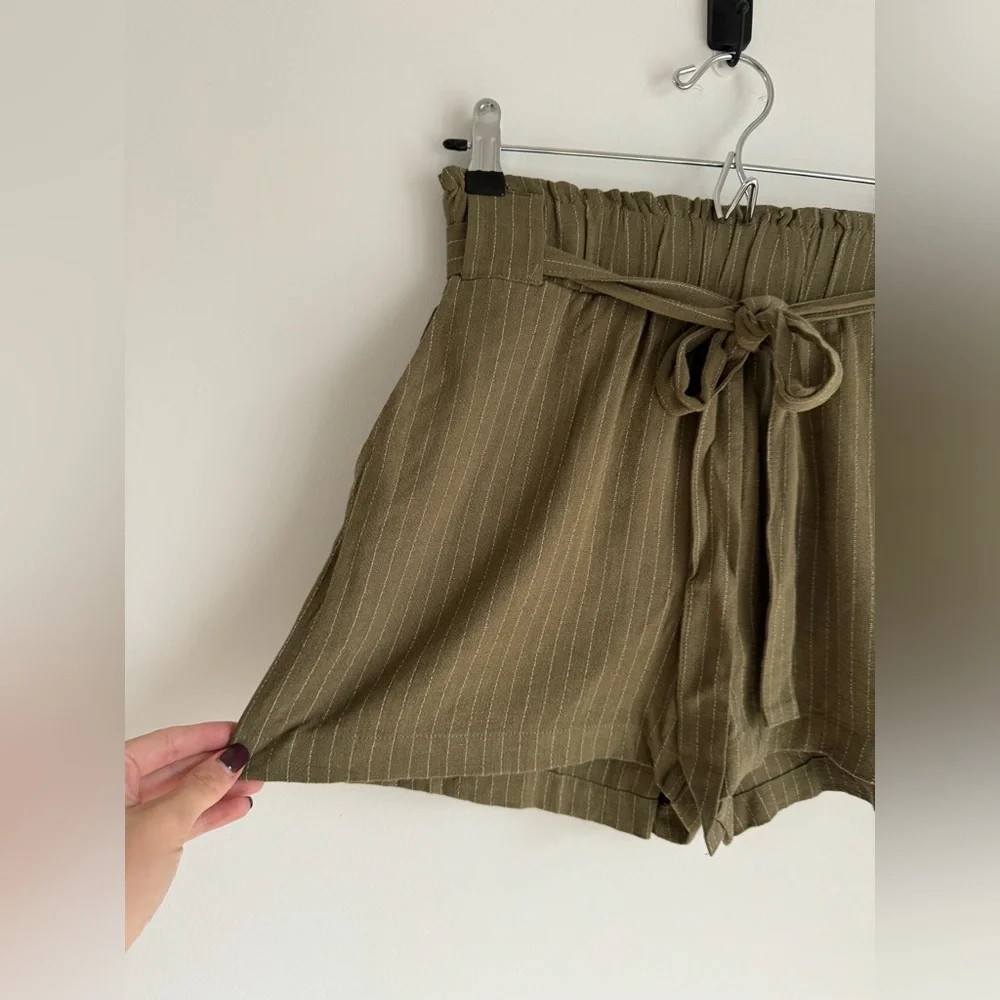 NEW HEM & THREAD Small Green Stripe‎ Linen Blend Shorts Elastic High Waist